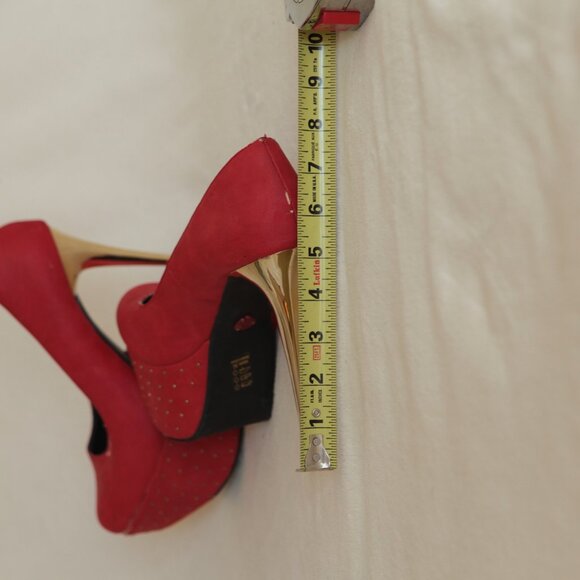 Red Sky high Gold Stiletto Platform heels - Picture 11 of 13